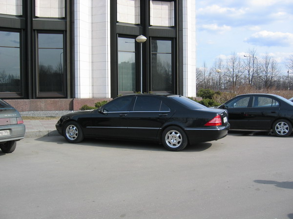 220_1.jpg - Mercedes S220Цена: от 800р/час + 1 час за подачу автомобиля  Заказ:  >   Возможно долгосрочное сотрудничество!   spbtrans@yandex.ru
